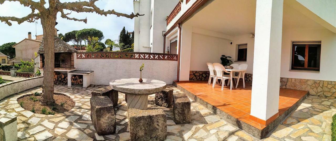 Vacay Apartamento Montgo, Agradable Jardin! En Costa Brava L'Escala! 외부 사진